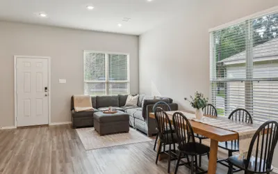 Spacious Lake Conroe Retreat Family-Friendly