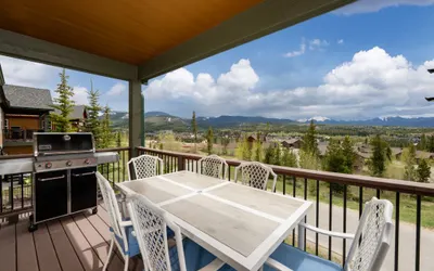 130 Discovery Court at Rendezvous