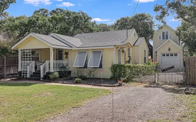 Rockport Bungalow