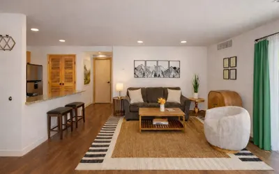 Edelweiss Escape | Play & Relax · In-town · Gym access · Hot tub