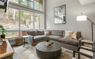 1158 - Three Bedroom Deluxe Stonebridge