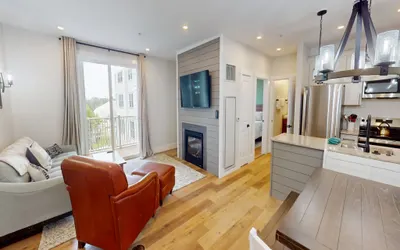 Seneca 202 - Brigham Two Bedroom Plus Condo