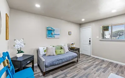 Sandy Shores Suite 6