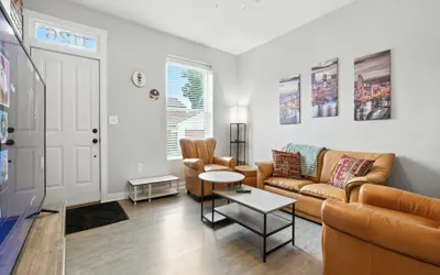 Cozy Historic Row Home- Near Stadiums