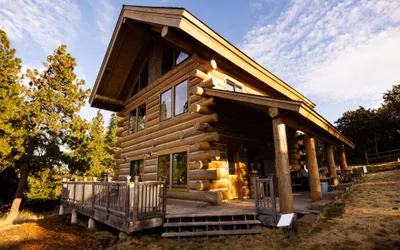 Adams Rest