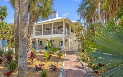 Sunkissed Cottage