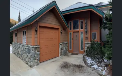 Ski-In/Out 4BR - Glades 3A w/ Hot Tub & Garage