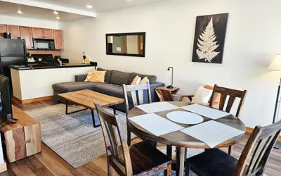 White Pine 404 - 1 Bedroom