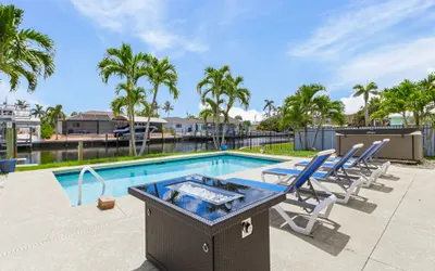 7 Dockside Dream: 3BR/3BA Pool Home w/ Water views!