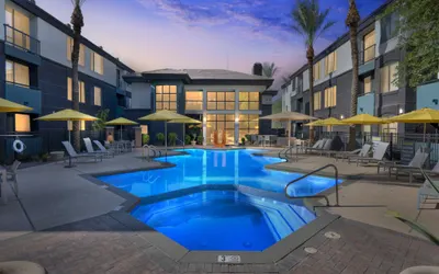 Stylish 1BR Phoenix Retreat near Airport