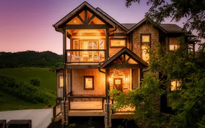 The Luxe