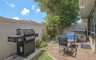Fall in Naples – Hot Tub on 107th