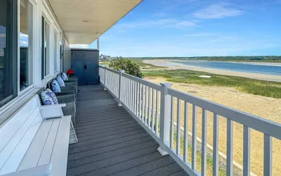 Admiral's Quarters