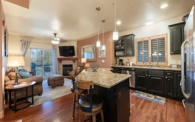Bear Hollow 4402