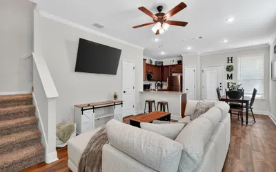Cozy 3BR in Gated Community Near JBSA & SeaWorld