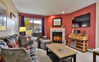 Pico Mountain Condo F106 (Pico Mountain Getaway)