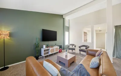 Albuquerque Escape Hot Tub and Atrium