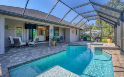 Deep Creek 3 Bedroom Private Pool and Spa Home