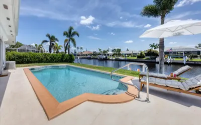 Punta Gorda Isles 2-Bedroom Private Pool Home on Canal with Dock