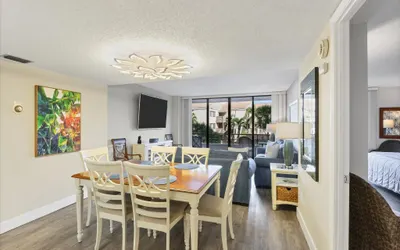 Anchorage Resort 2 Bedroom Condo 2nd Floor, Community Pool