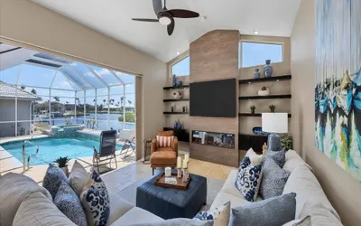 Waterfront Punta Gorda Isles 3 Bedroom pool hot tub, dock, bikes office