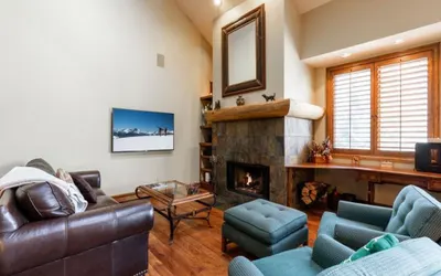 Strawberry Park #604