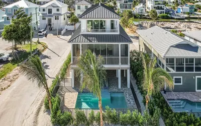 211 Ostego - Island Time