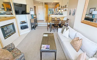 Mt Bachelor Village 328