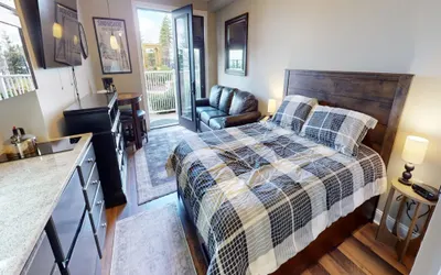 Seneca 012 - Brigham Junior Studio Condo