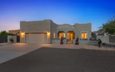 NEW! Alanamari Desert Estate, Pool, Spa, Casita-2 homes in one!