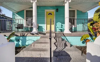 Pet Friendly 4BR Home | Downtown Tampa & Ybor City