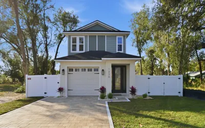 Modern Mount Dora Escape Style and Sunshine