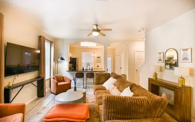Pet-Friendly, Patio, Games & Near Sixth Street