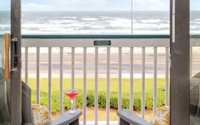 Serendipity Sunrise (Casa Del Mar #351)