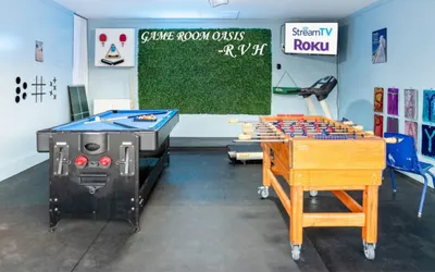 Game Room/Gym•2 Kings•6 Tvs•300 Mbps•Massage Chair