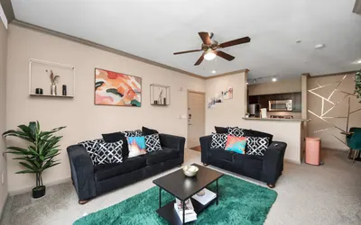 Grand King Abode|Epicenter of Midtown & Downtown