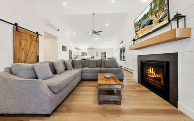 Serene & Stylish Seaview Home