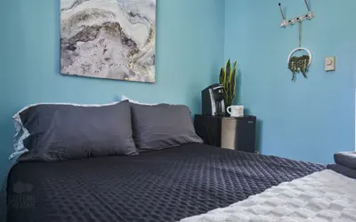 Cozy Room | Pool & Spot