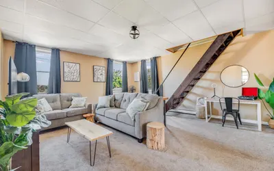 Spacious 4BD | Sleeps 8 | Only Minutes to Bangor