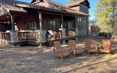 Wolf Tail Cabin in Torreon