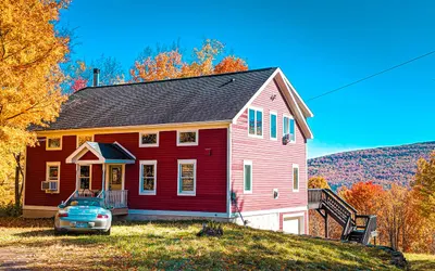 Luxury Mountain View Contemporary Farmhouse