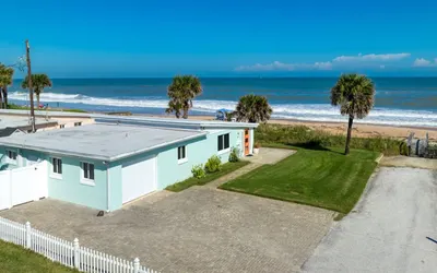 Sunrise Cottage Direct Oceanfront House