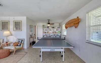 Surf Break Getaway | Walk to Beach, Game Room
