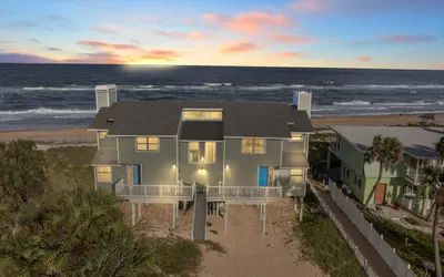 ❤️ The Funky Pelican Direct Oceanfront Retreat Pet Friendly