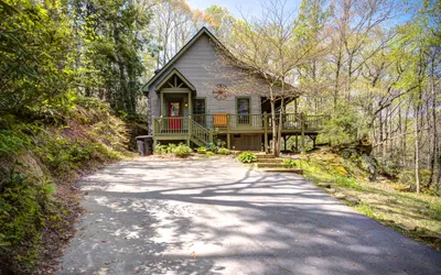 Summer Getaway, Grandfather Vineyard & Ski Resorts
