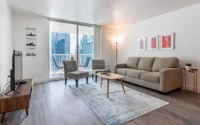 Super Cool 1BR Apartment in Brickell + Parking