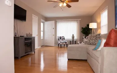 318) Large 3 bedroom | Fenced Yard | Great Area