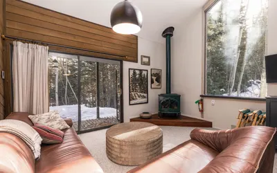 8B Snowshoe - Inn The Pines