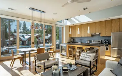Ski-In/Ski-Out Luxury w/ Hot Tub
