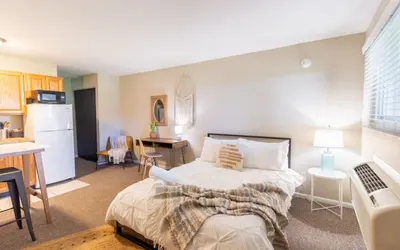 The Buckeye Retreat - Walk to OSU & Short North